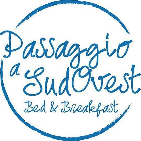 Passaggio A Sud Ovest Acomodação com café da manhã Iglesias Exterior foto